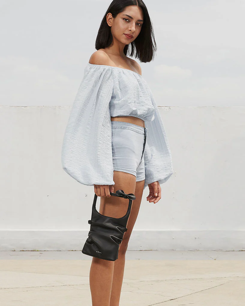 Dee - Black - Image 6