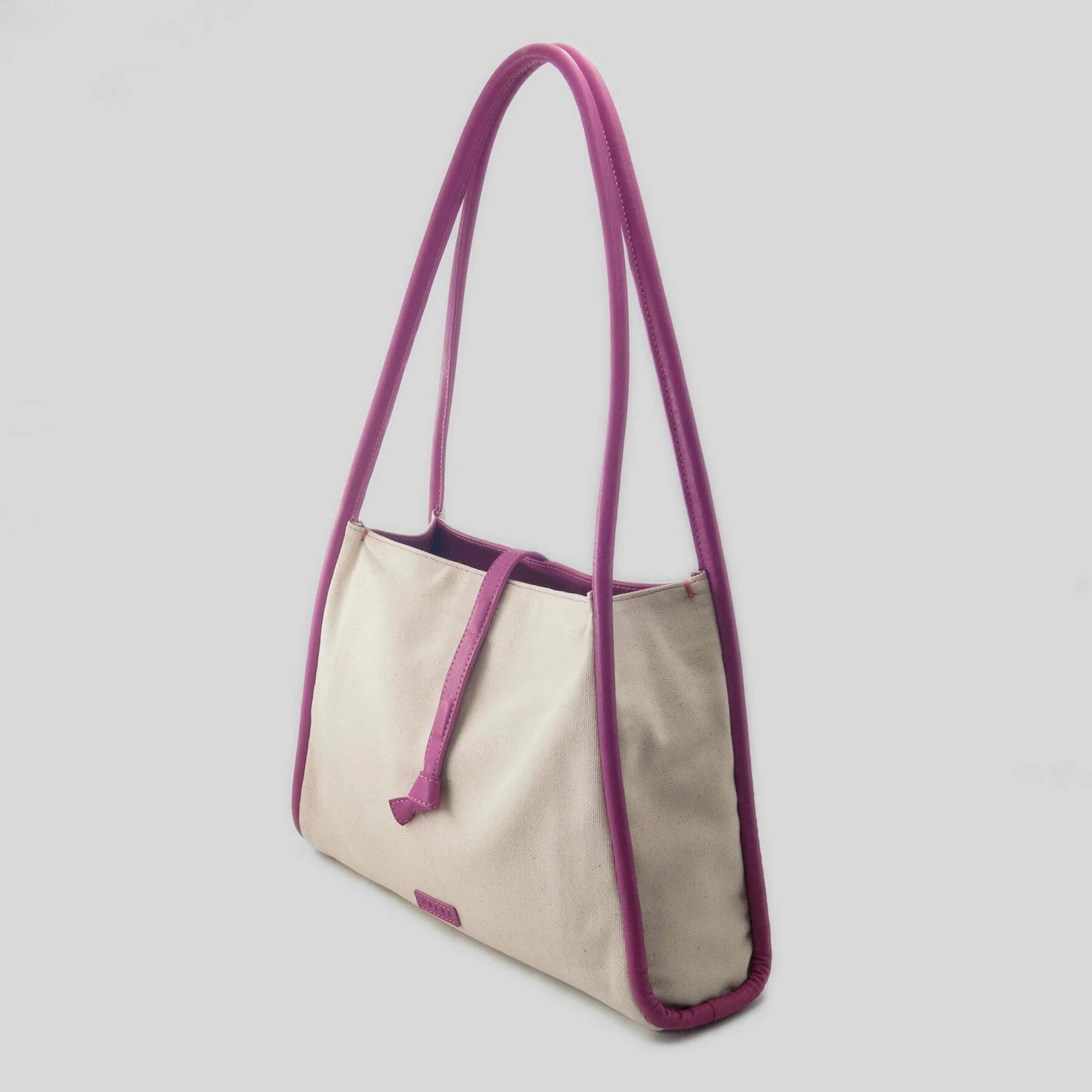 Eternity 37 - Ecru canvas/ Fuchsia - Image 3